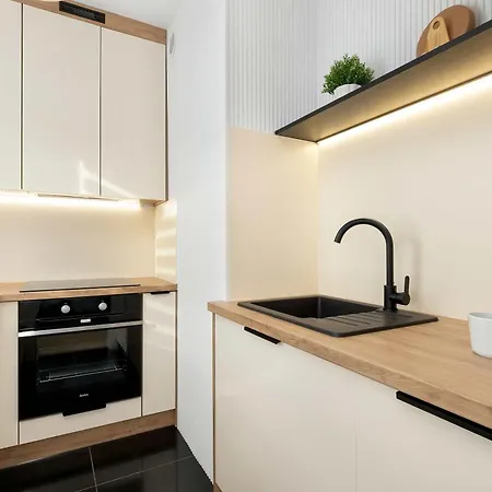 Przytulny Blisko Parku Reagana W Gdansku By Renters Διαμέρισμα