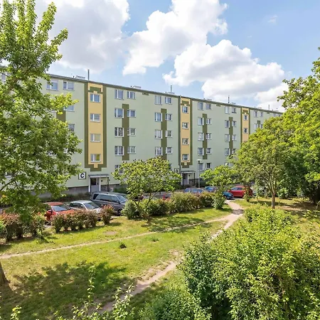 Przytulny Blisko Parku Reagana W Gdansku By Renters Apartment Danzig